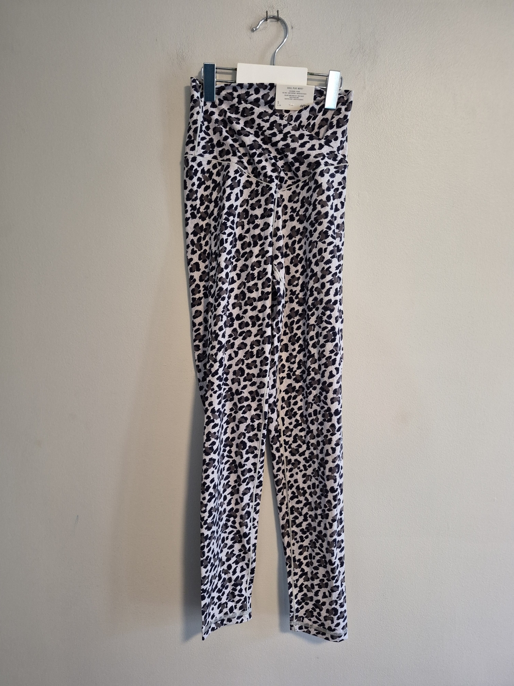 NEW aerie Small Black & White Cheetah Cross High-Waist Leggings